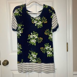 Matilda Jane In The Mix Tee Womens Size Medium Top Navy Blue Floral Blouse